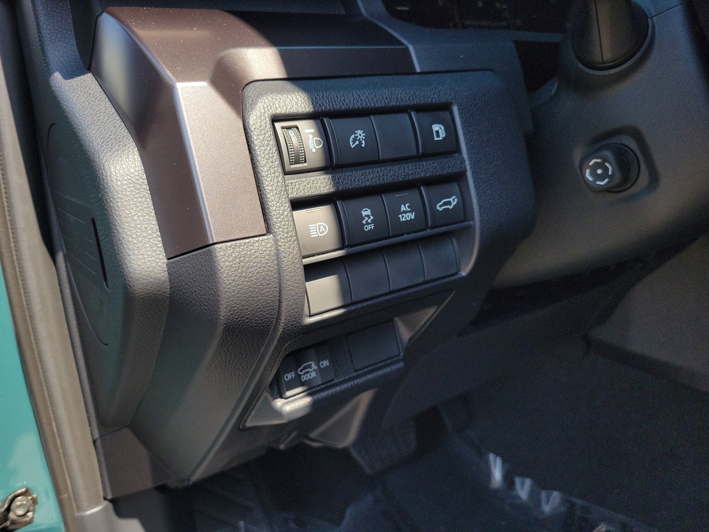 Used 2025 Toyota 4Runner TRD Off-Road Premium w/ Tow Technology Package AWD/4WD image 20