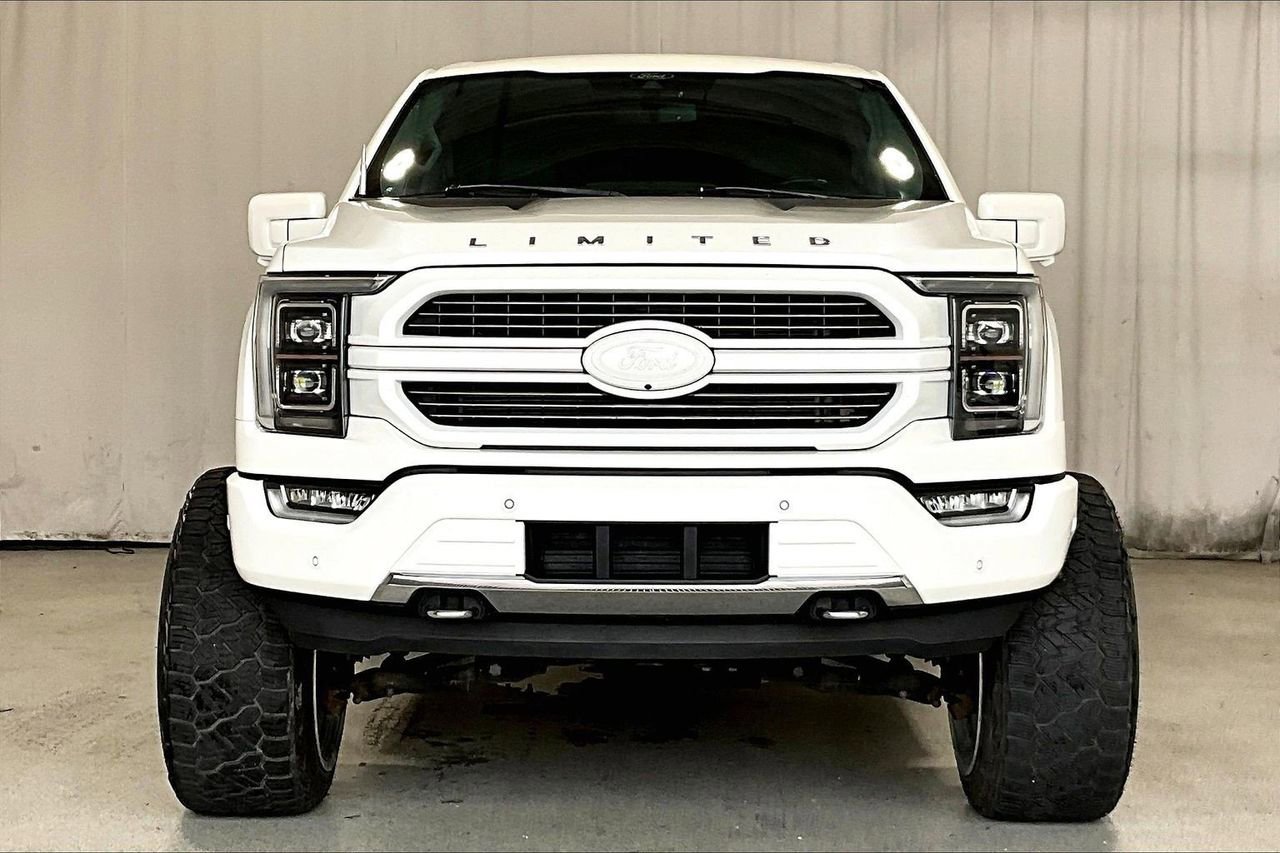 Used 2022 Ford F150 Limited image 2