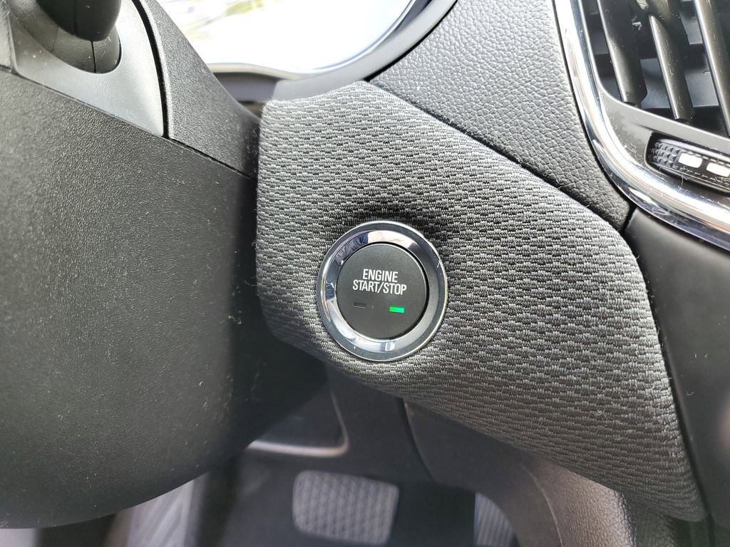 Used 2019 Chevrolet Cruze LT w/ Convenience Package image 27