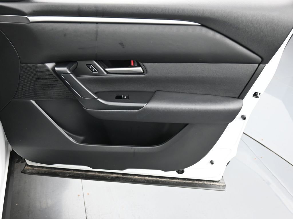 Used 2025 MAZDA CX-50 AWD 2.5 S w/ Select Package image 16