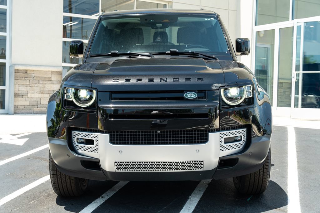 Used 2024 Land Rover Defender 90 S AWD/4WD image 4