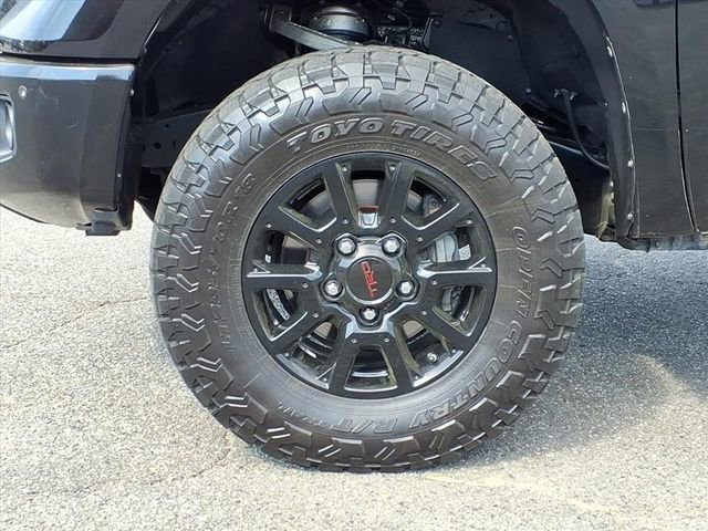 Used 2018 Toyota Tundra Platinum image 11