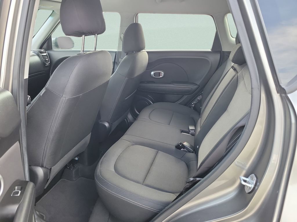 Used 2019 Kia Soul + FWD image 10