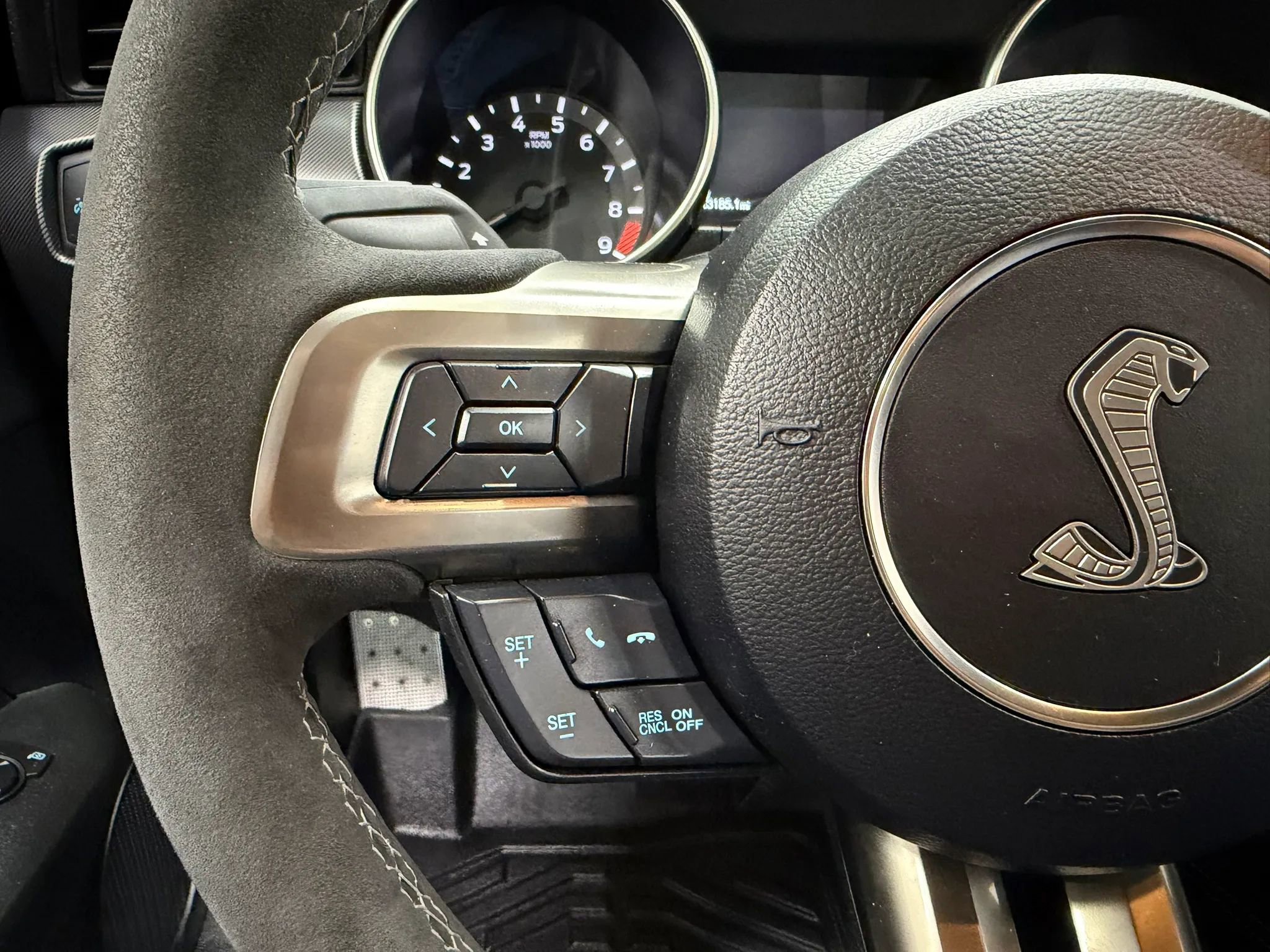 Used 2019 Ford Mustang Shelby GT350 w/ Technology Package image 37