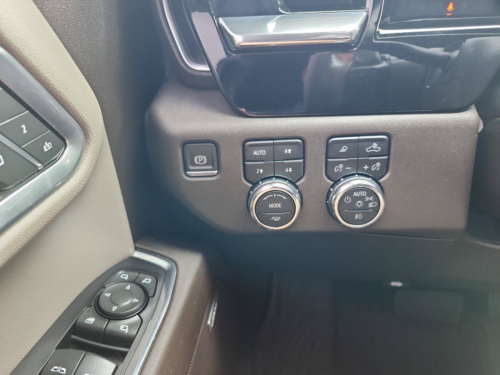 Certified 2022 GMC Sierra 1500 SLT AWD/4WD image 26