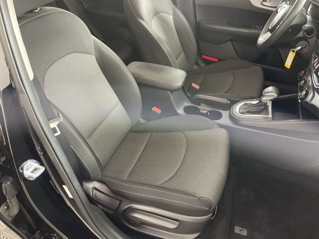 Used 2022 Kia Forte Sedan image 25