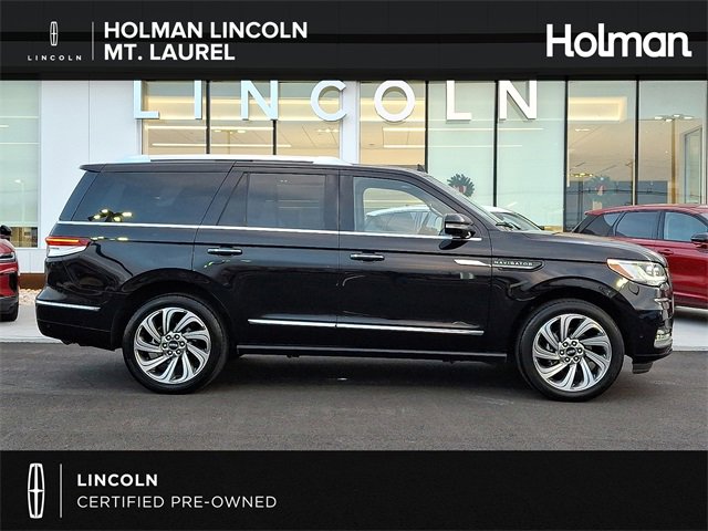Used 2023 Lincoln Navigator Reserve video 1