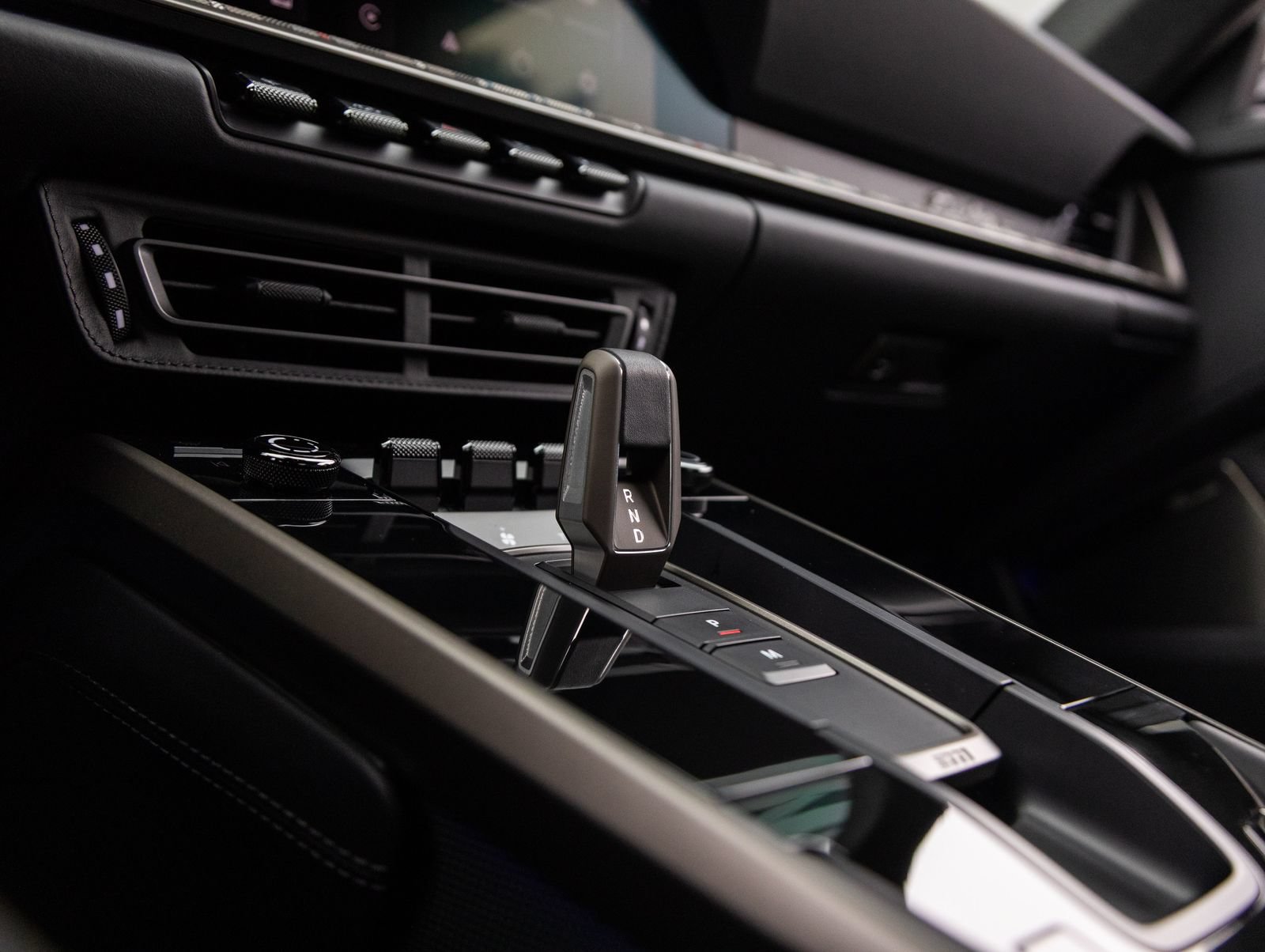 Certified 2025 Porsche 911 Turbo S AWD/4WD image 28