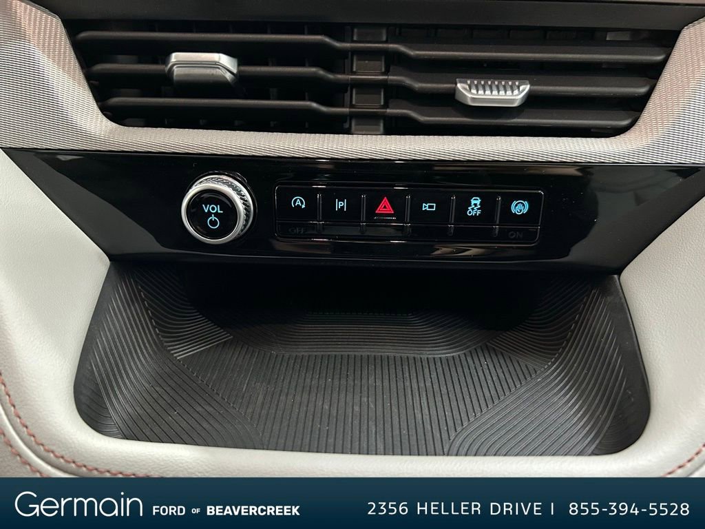 New 2026 Ford Explorer Active w/ Active Comfort Package image 16