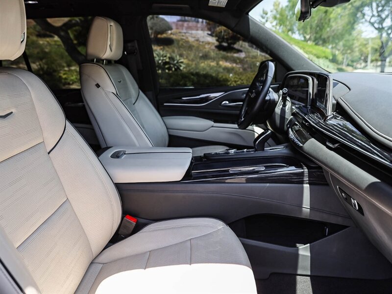 Used 2022 Cadillac Escalade Sport w/ Touring Package AWD/4WD image 22