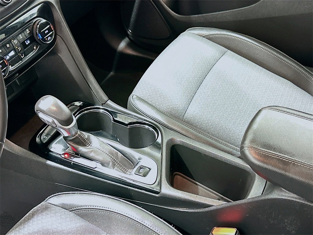 Used 2020 Buick Encore GX Select w/ Sport Touring Package image 16