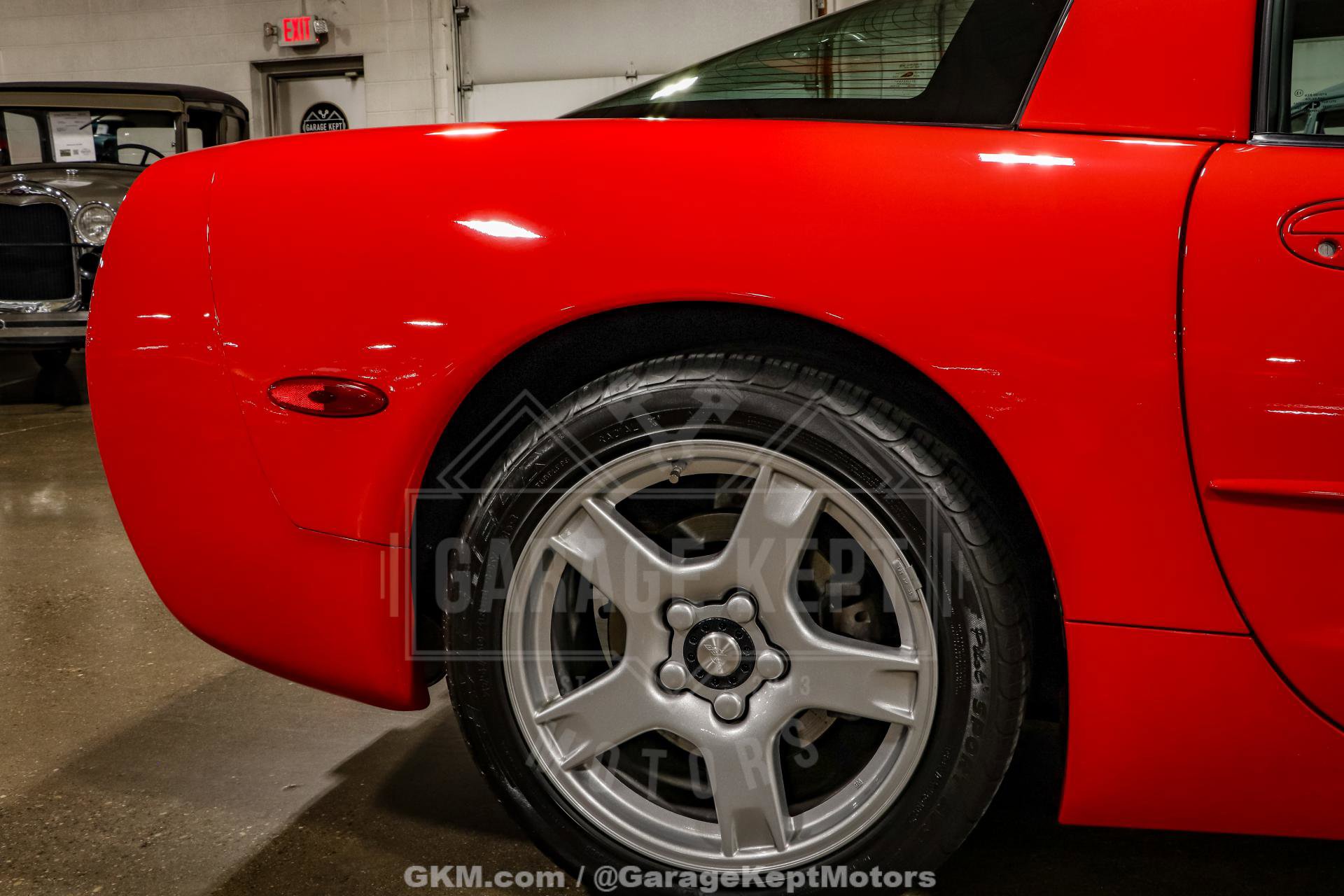Used 1997 Chevrolet Corvette Coupe w/ Roof Pkg image 47