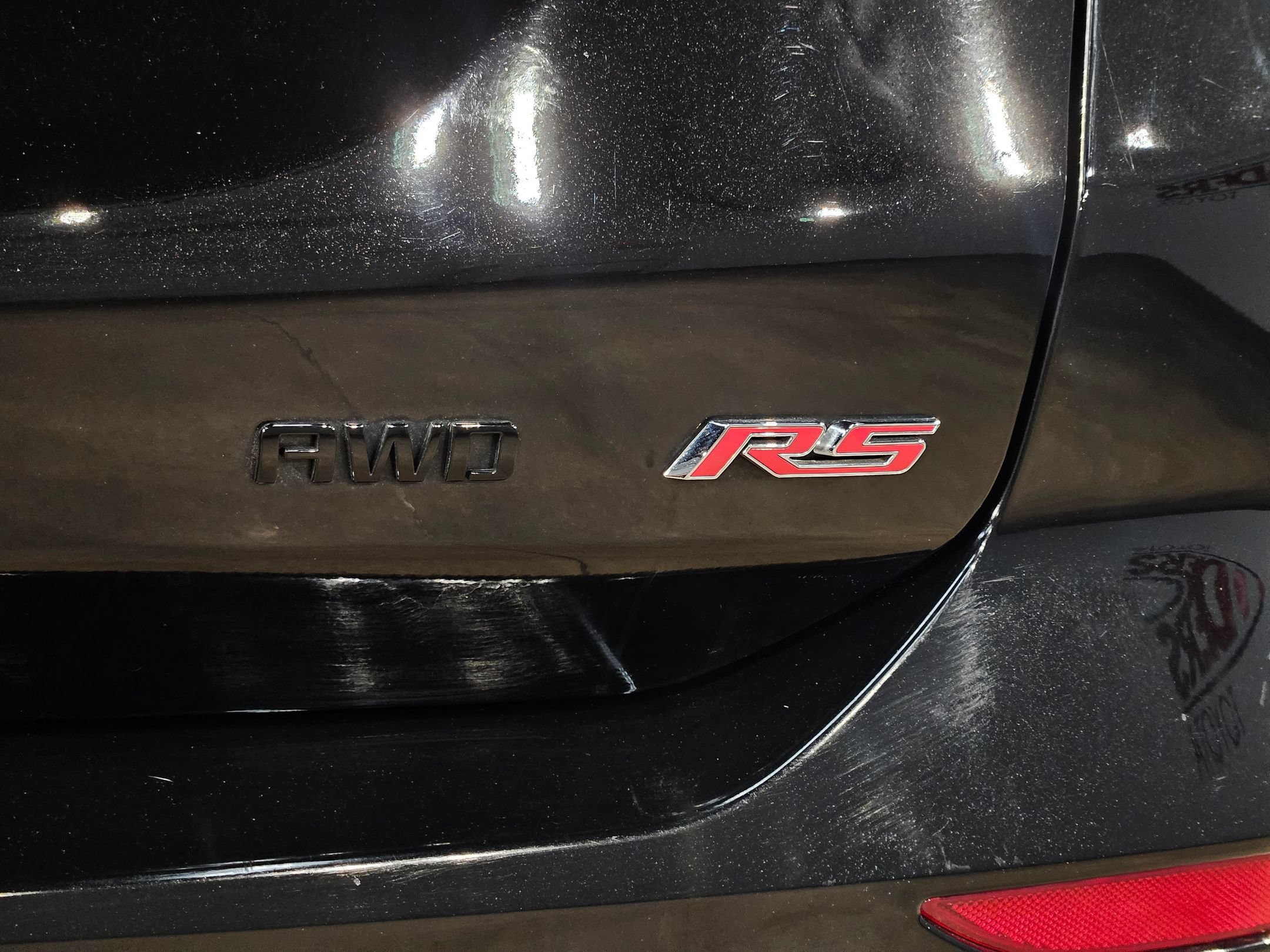 Used 2023 Chevrolet Equinox RS AWD/4WD image 39
