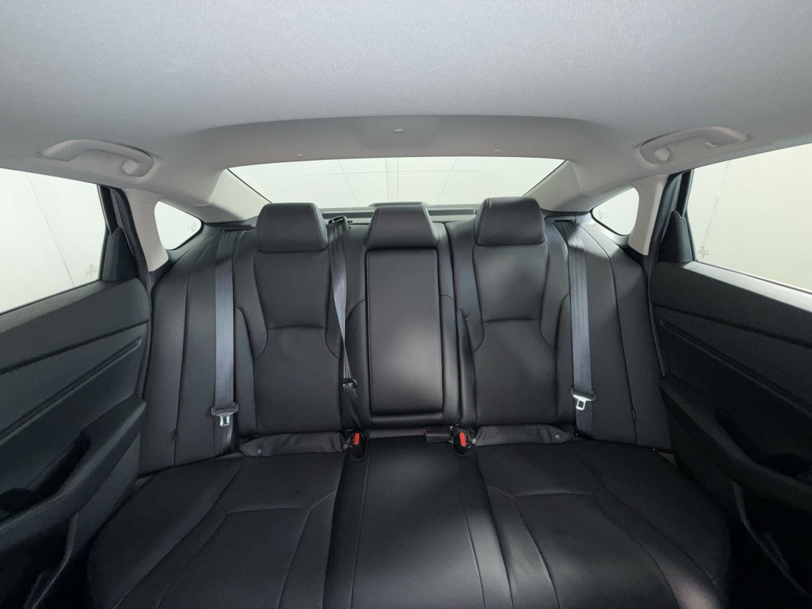 Used 2025 Honda Accord Touring image 24