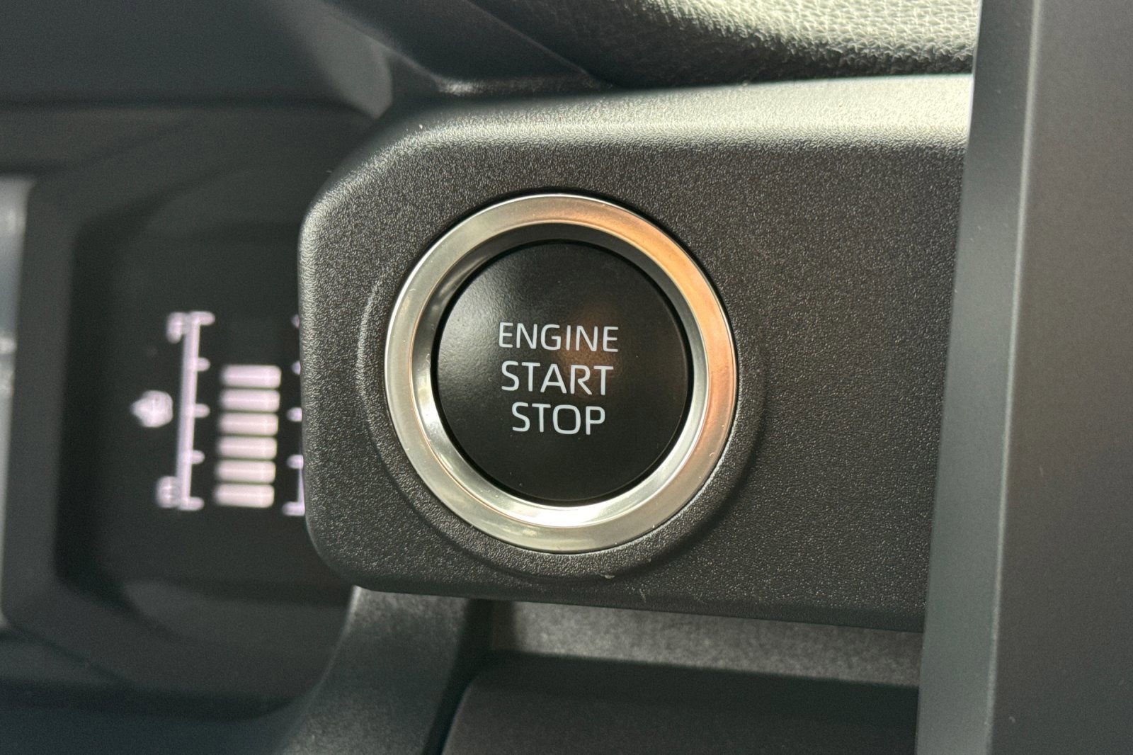 Certified 2025 Toyota 4Runner SR5 image 23
