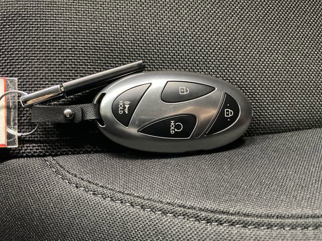 New 2026 Hyundai Santa Fe SE image 25