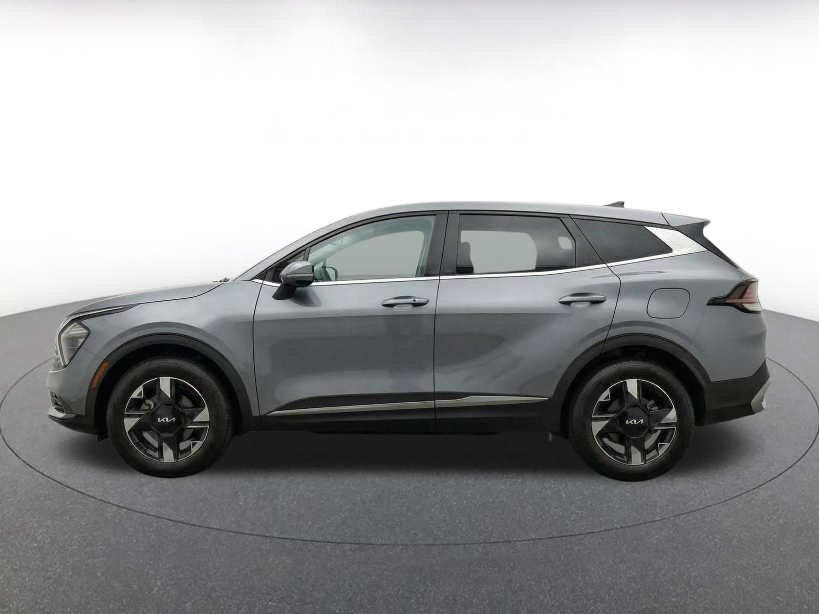 Used 2026 Kia Sportage LX AWD/4WD image 4