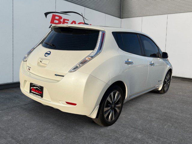 Used 2016 Nissan Leaf SV FWD image 5