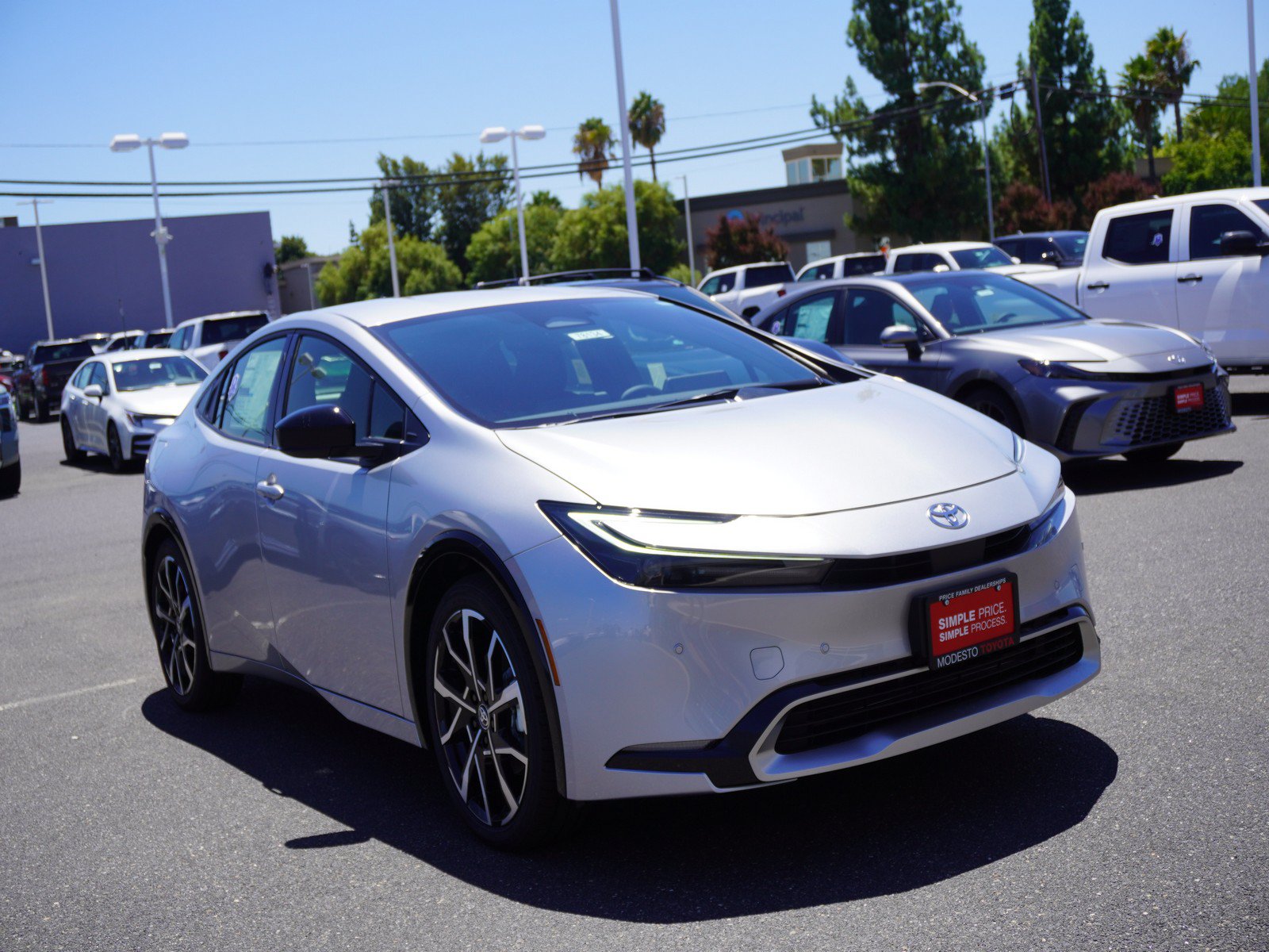 New 2026 Toyota Prius Plug-In Hybrid FWD image 1