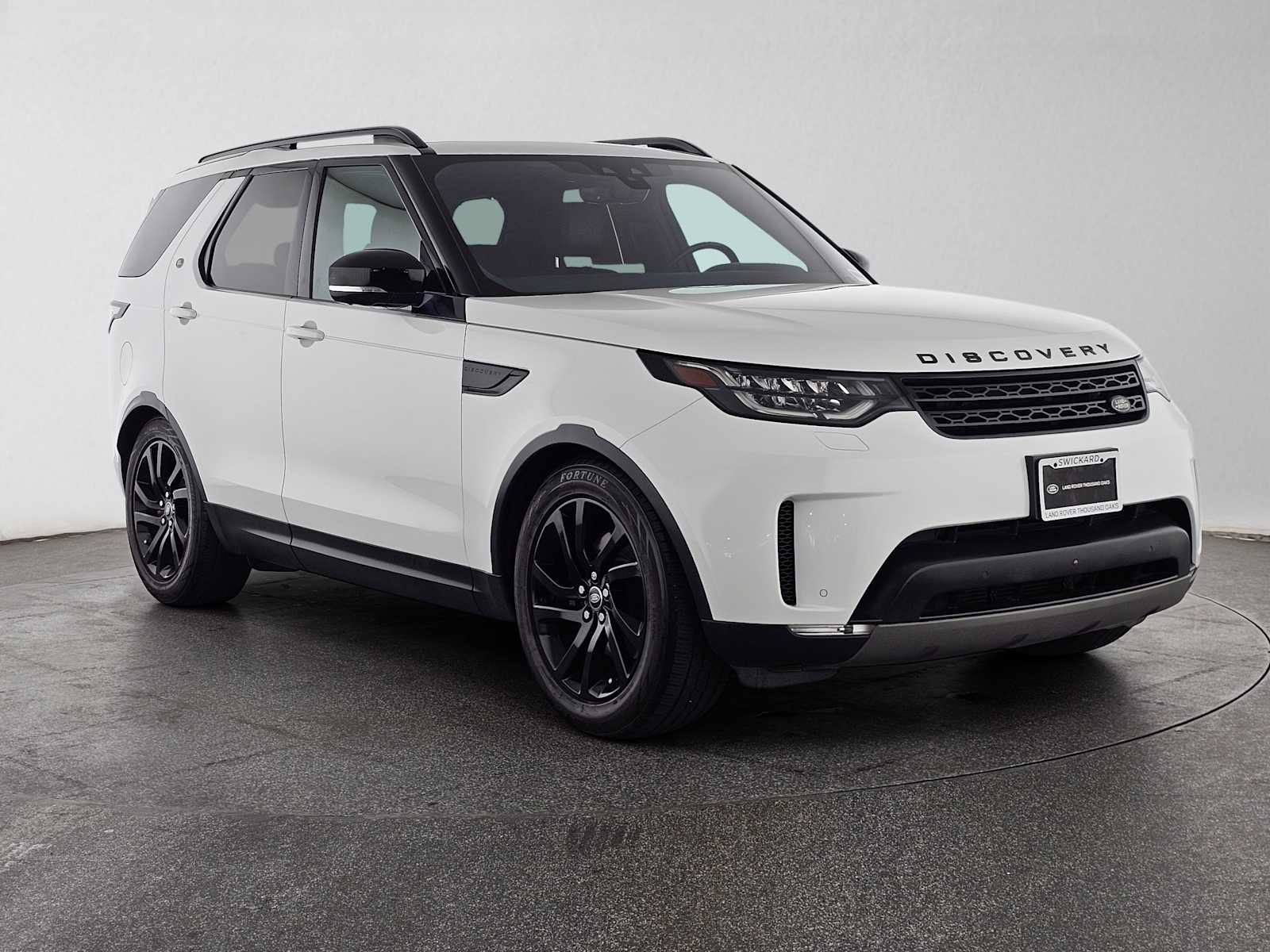 Used 2017 Land Rover Discovery HSE AWD/4WD image 7