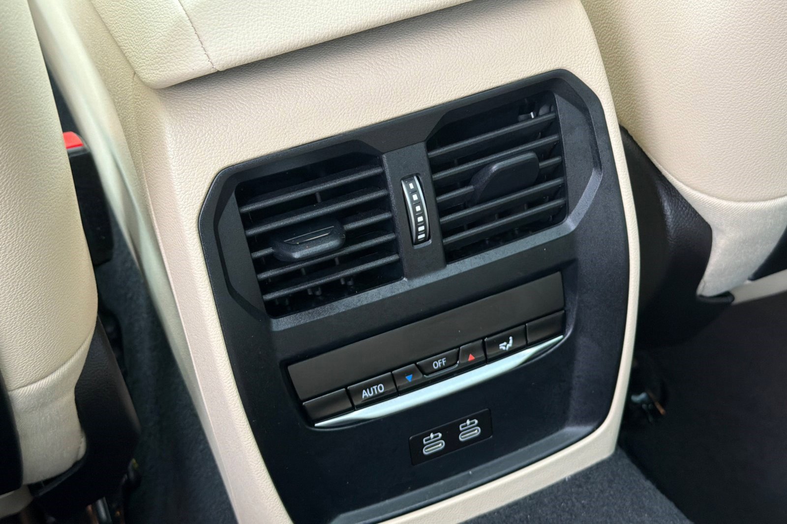 Certified 2023 BMW 330e w/ Parking Assistance Package image 16