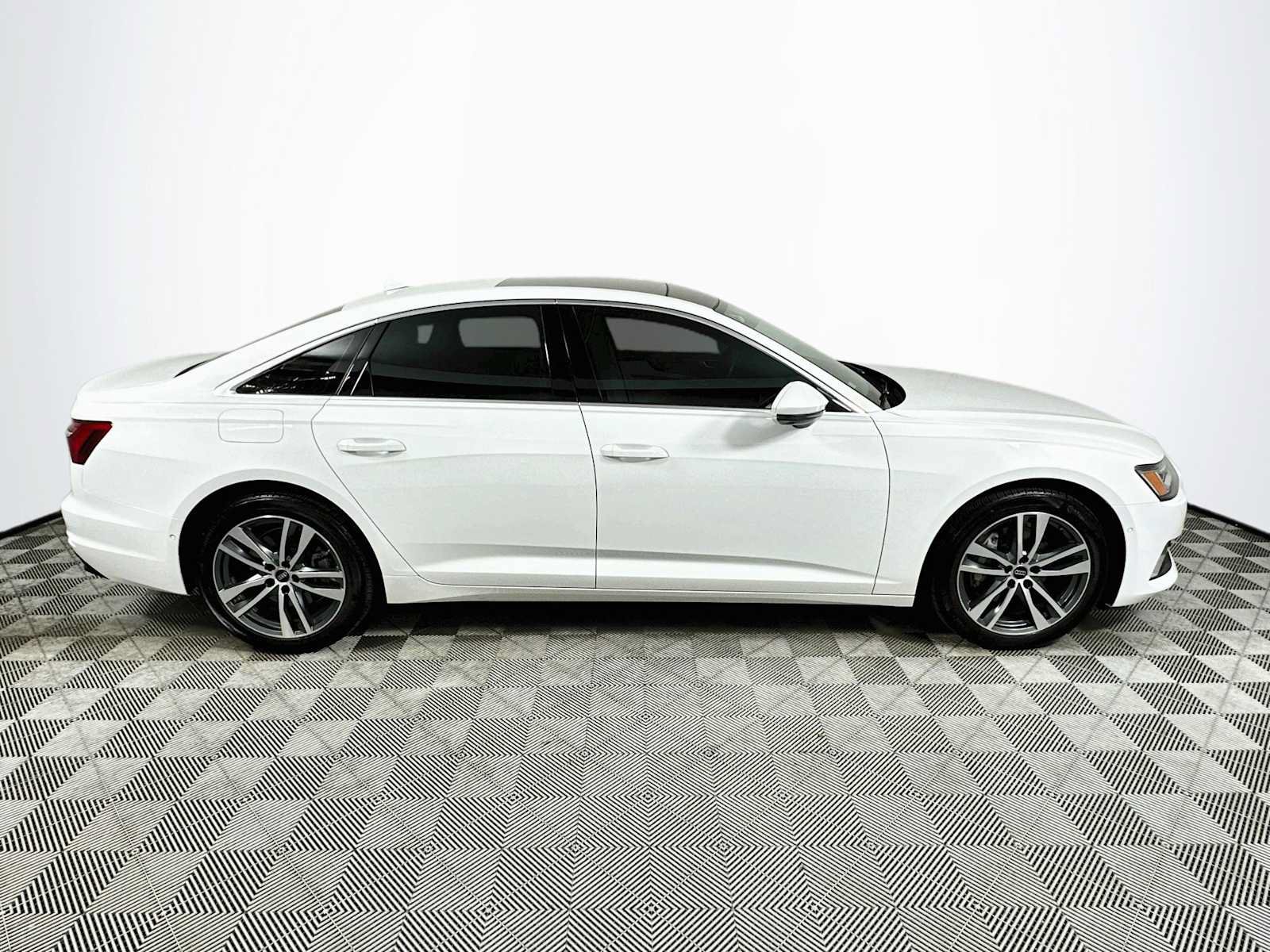 Certified 2023 Audi A6 Premium Plus w/ Premium Plus Package AWD/4WD image 8