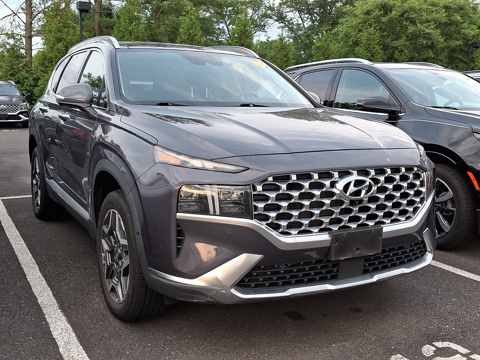 Used 2021 Hyundai Santa Fe Limited AWD/4WD image 5