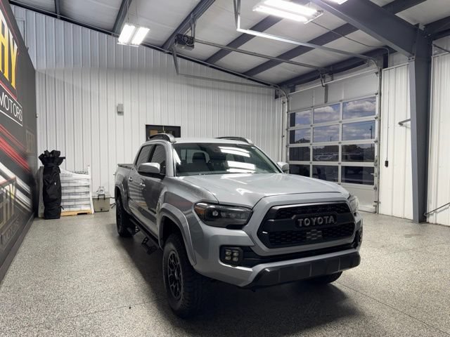 Used 2021 Toyota Tacoma SR5 w/ Technology Package AWD/4WD image 28