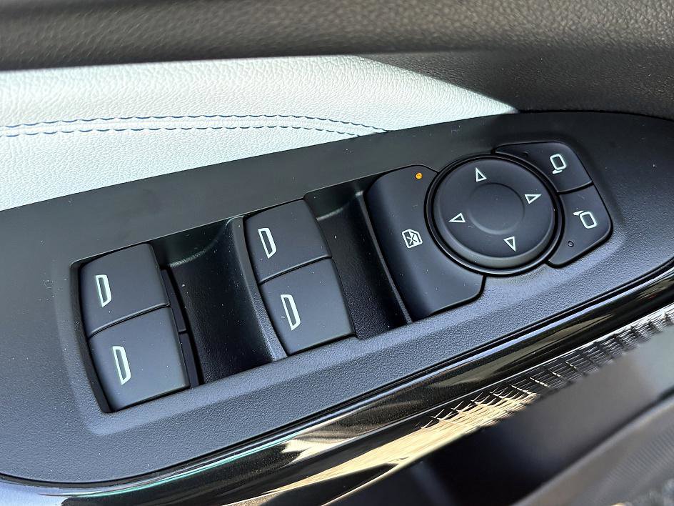 New 2026 Chevrolet Trax LT w/ LT Convenience Package image 14