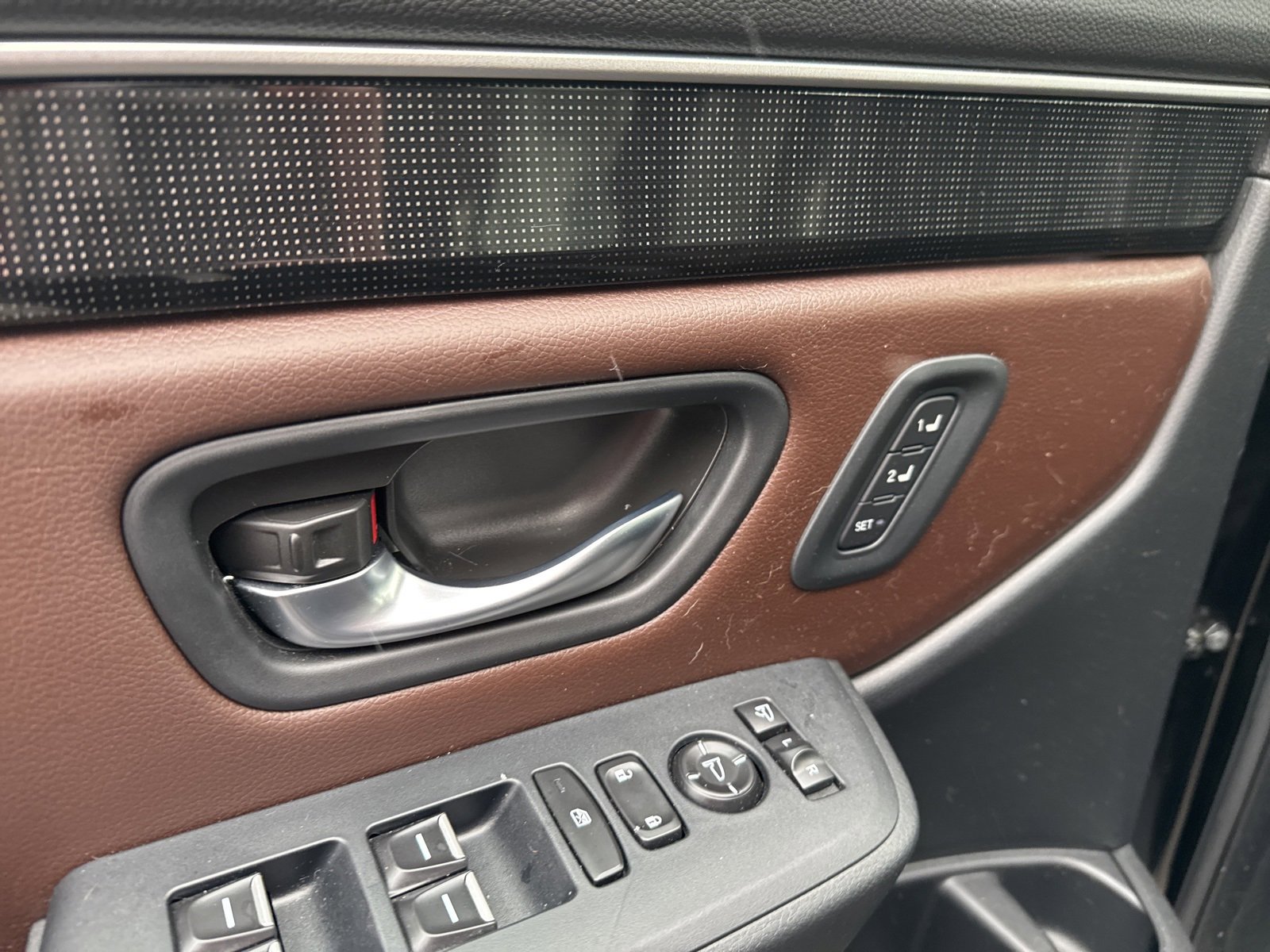 Used 2023 Honda Pilot Elite image 16