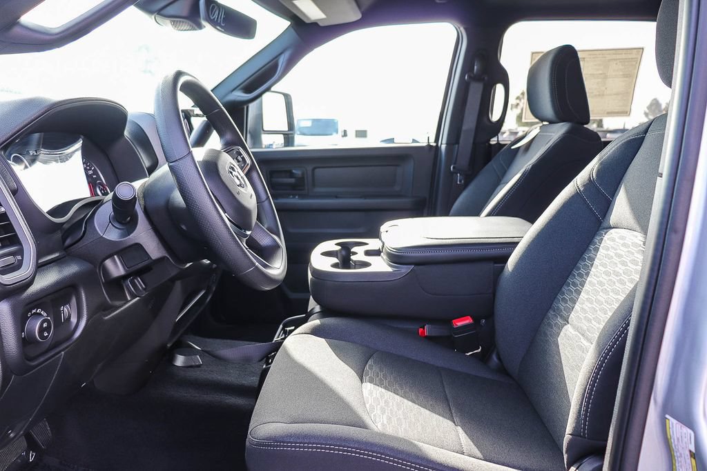 New 2026 RAM 3500 Tradesman AWD/4WD image 21