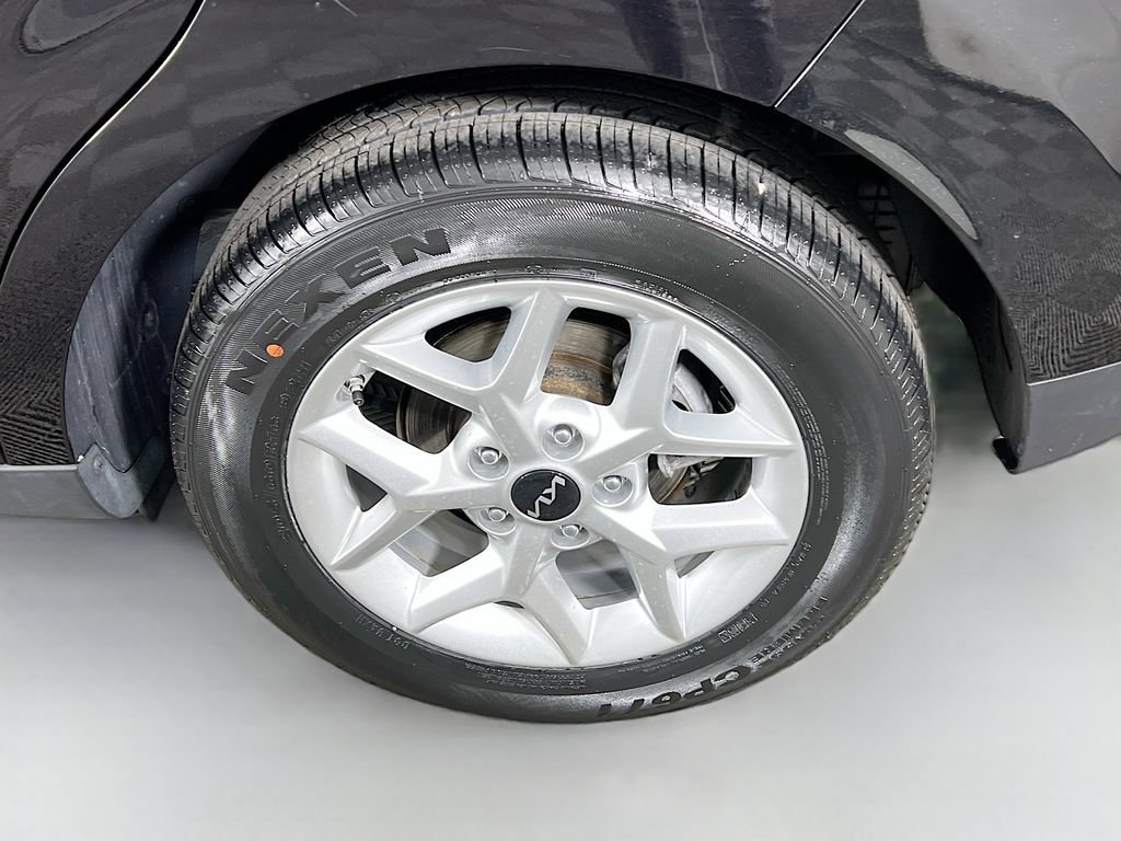 Certified 2023 Kia Soul LX w/ LX Technology Package FWD image 32