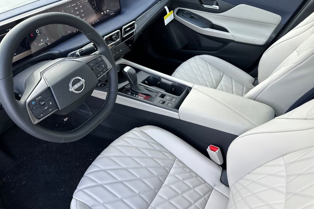 New 2026 Nissan Sentra SL w/ Floor Mat Package image 10