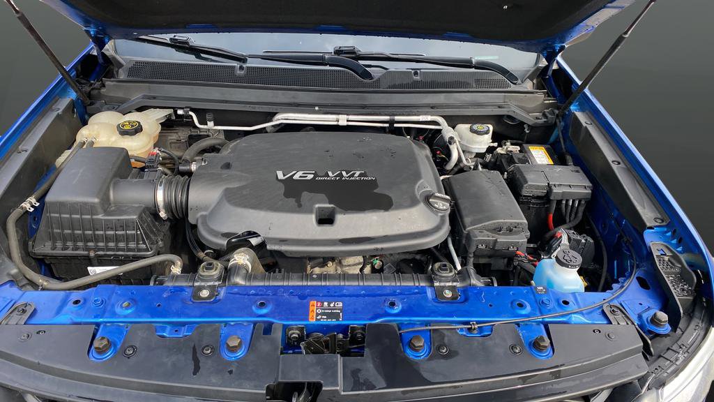 Used 2018 Chevrolet Colorado Z71 AWD/4WD image 28