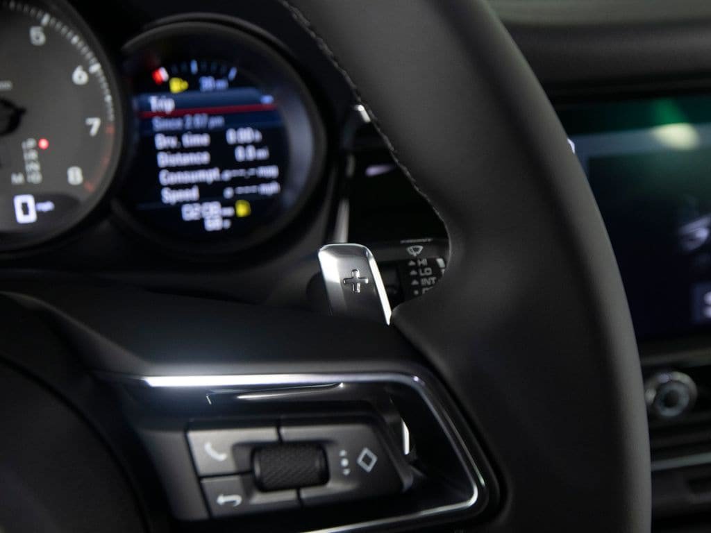 New 2026 Porsche Macan AWD/4WD image 26