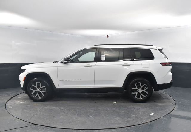 Used 2024 Jeep Grand Cherokee L Limited w/ Luxury Tech Group II image 5