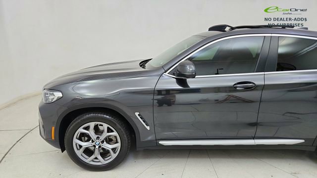 Used 2025 BMW X4 xDrive30i AWD/4WD image 4