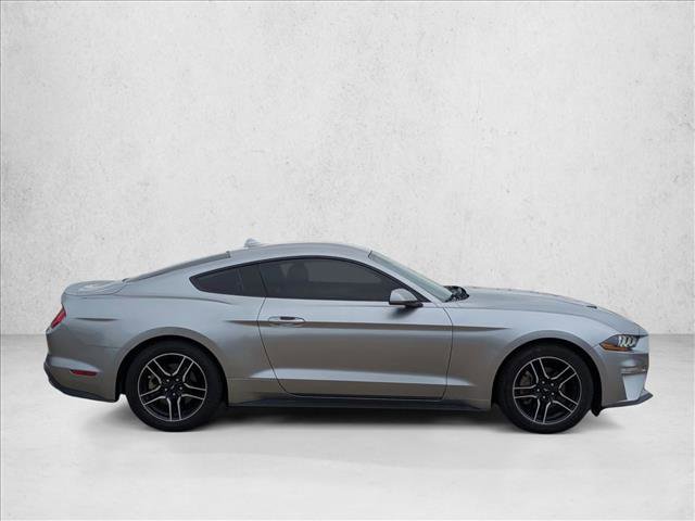 Used 2022 Ford Mustang Premium image 4