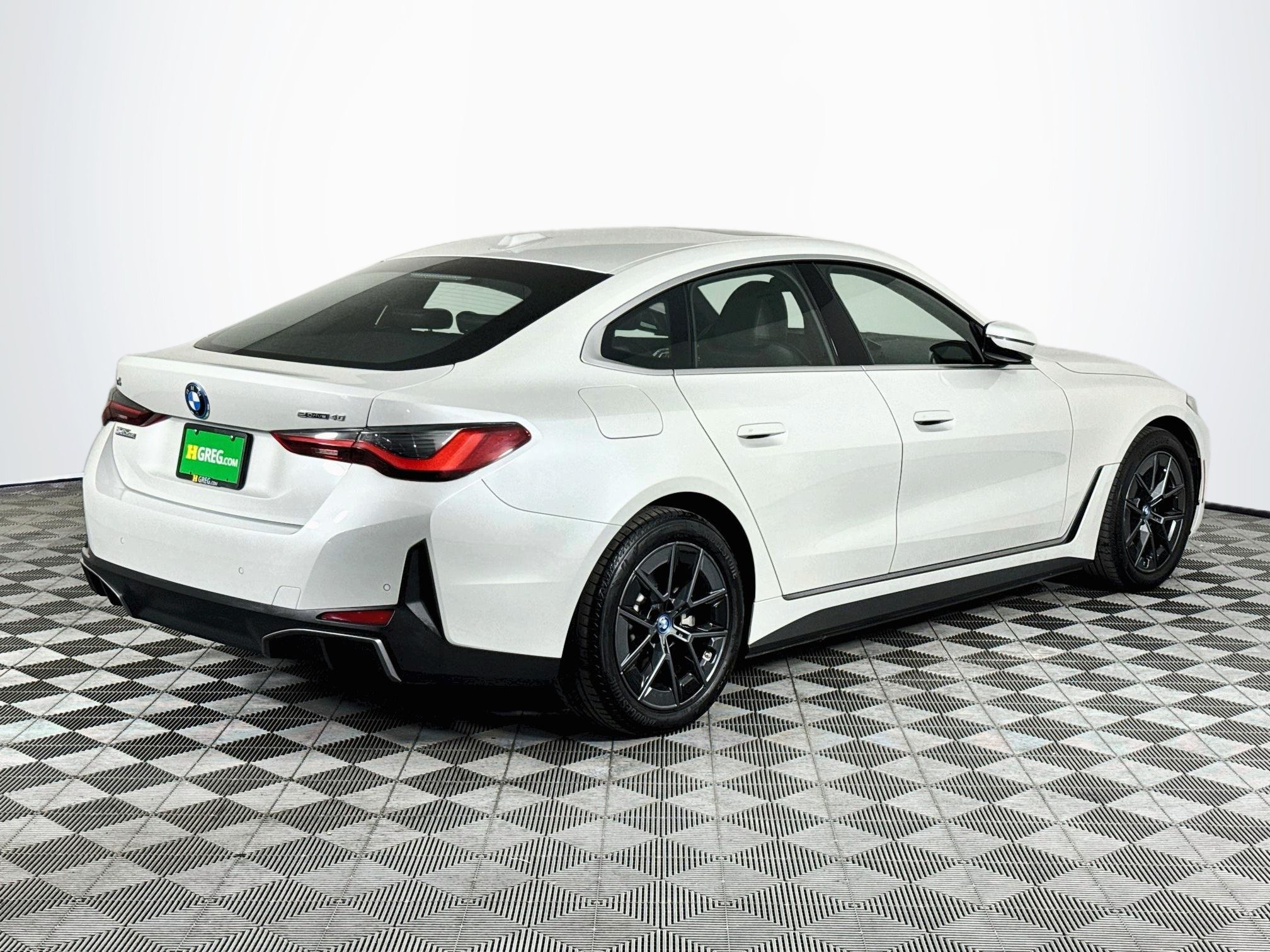 Used 2023 BMW i4 eDrive40 w/ Premium Package RWD image 8