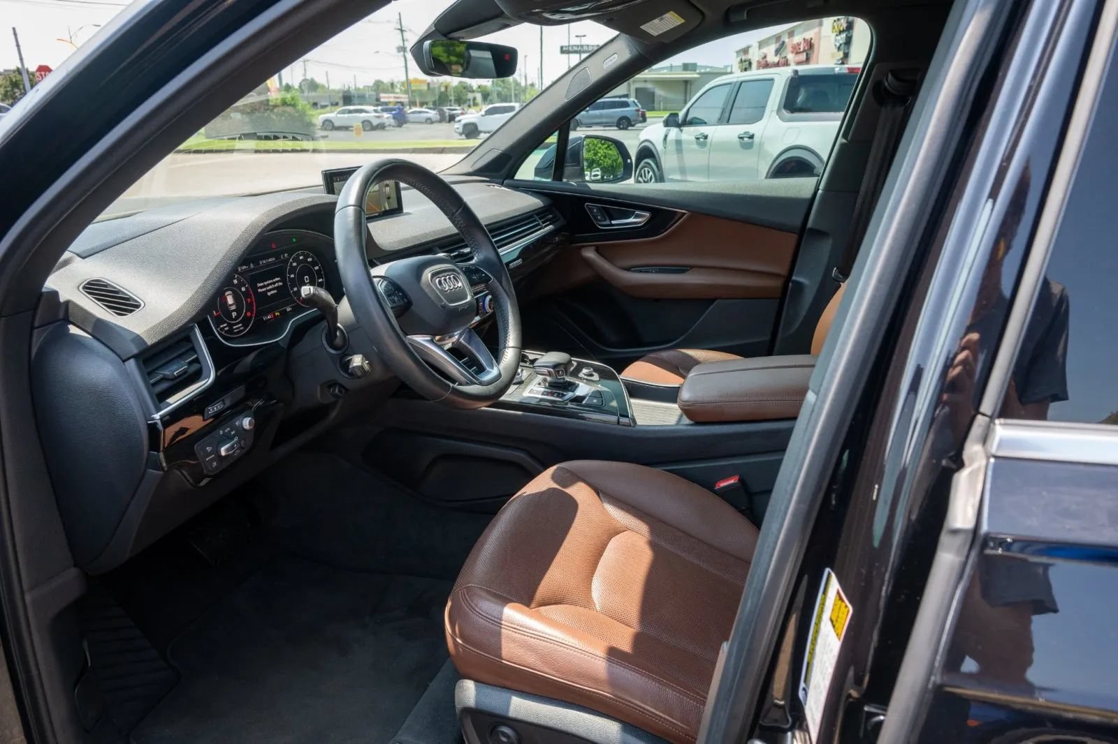 Used 2019 Audi Q7 3.0T Prestige AWD/4WD image 34