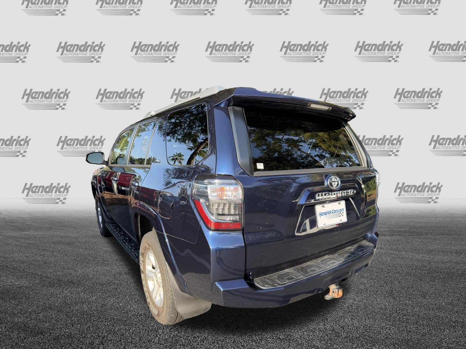 Used 2016 Toyota 4Runner SR5 AWD/4WD image 7