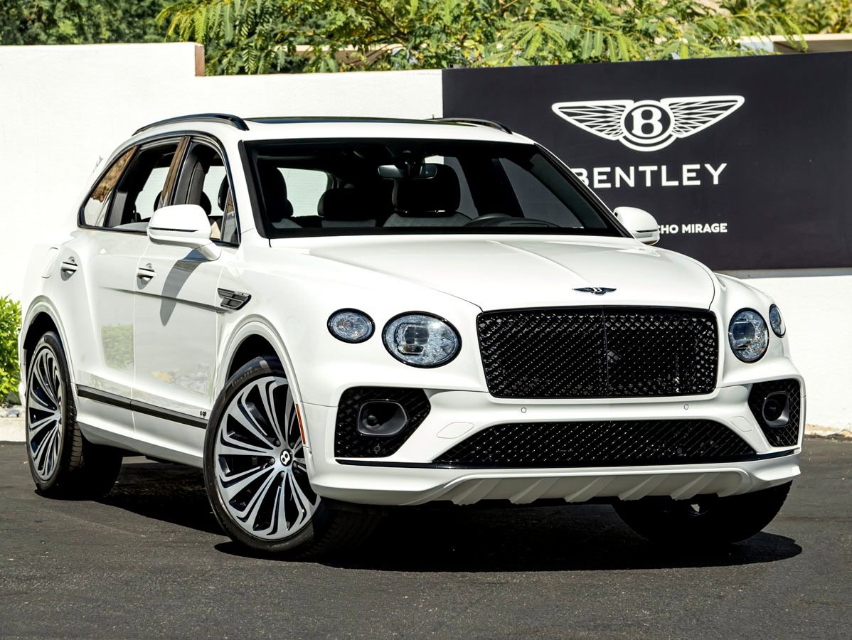 Used 2022 Bentley Bentayga AWD/4WD image 1