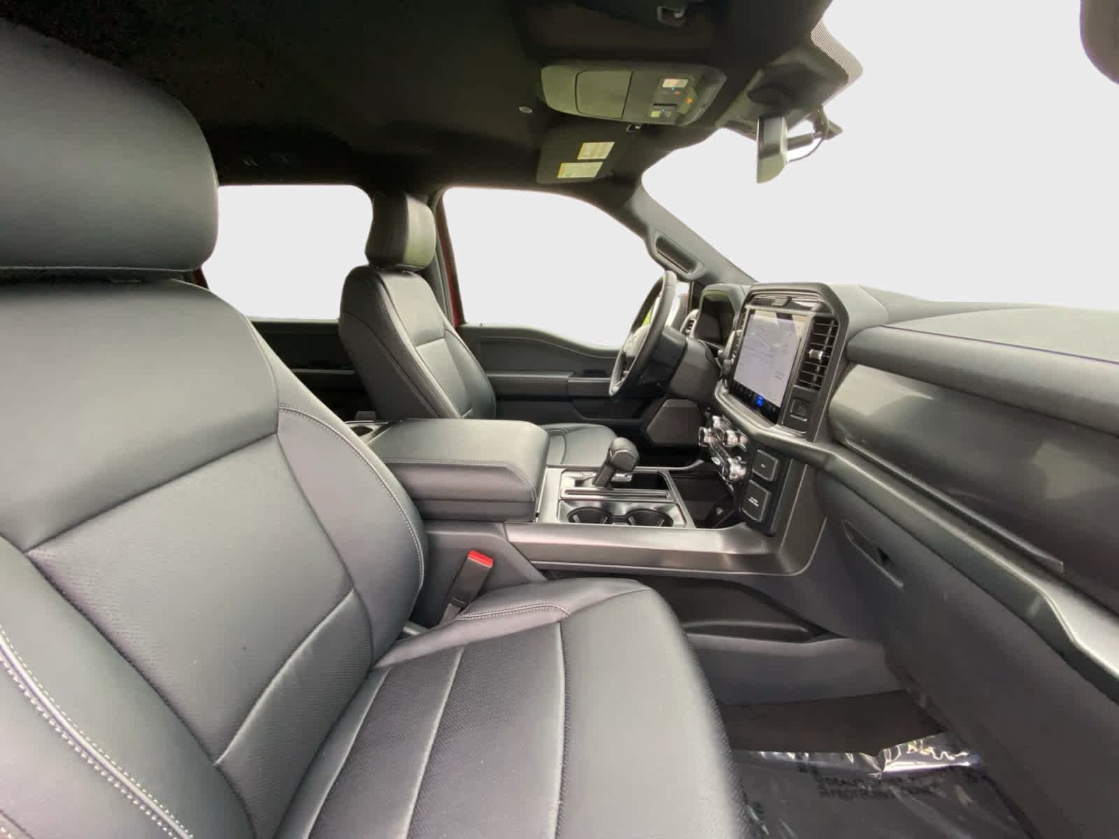 Used 2026 Ford F150 Lariat RWD image 14