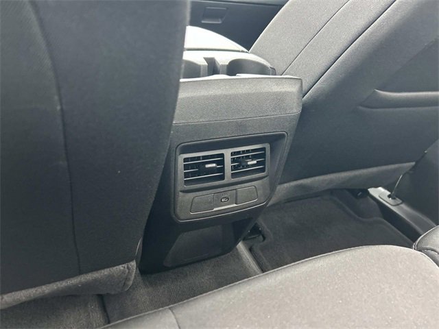 Used 2024 GMC Canyon Elevation image 17