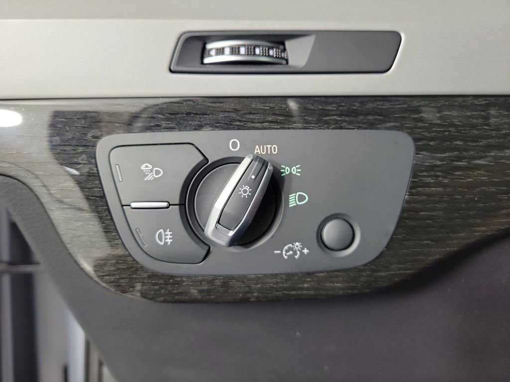 Used 2019 Audi Q7 2.0T Premium Plus w/ Premium Plus Package image 30