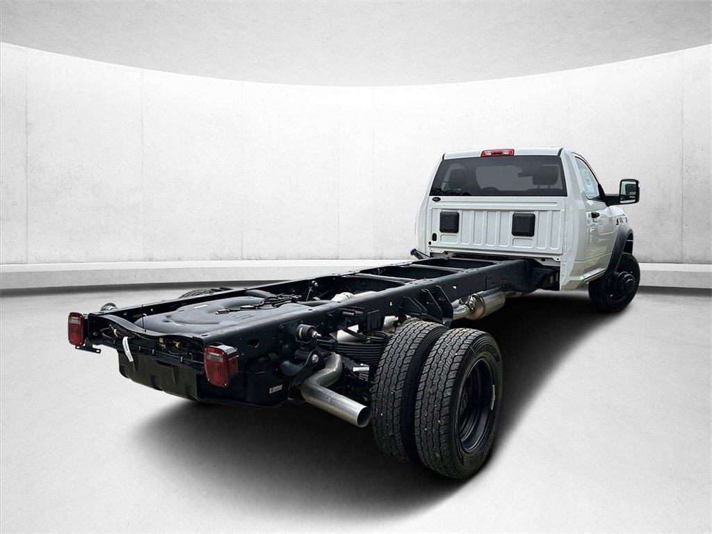 New 2026 RAM 5500 Tradesman image 3