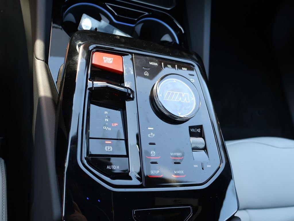 New 2026 BMW M5 w/ Executive Package image 33