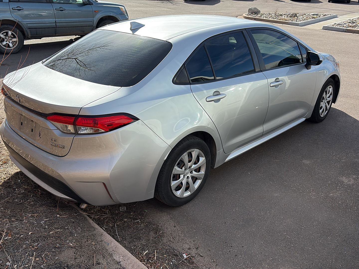 Used 2020 Toyota Corolla LE image 4