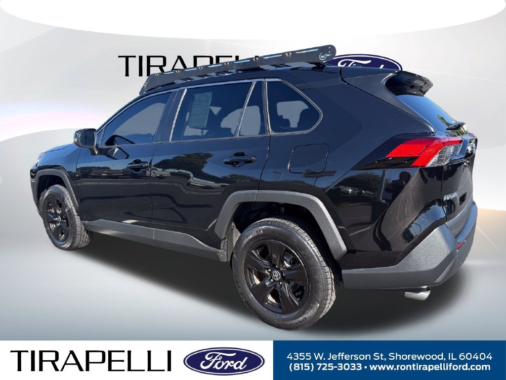 Used 2021 Toyota RAV4 XLE AWD/4WD image 7