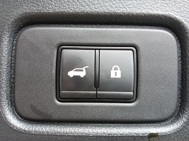 Used 2024 Nissan Pathfinder SL AWD/4WD image 31